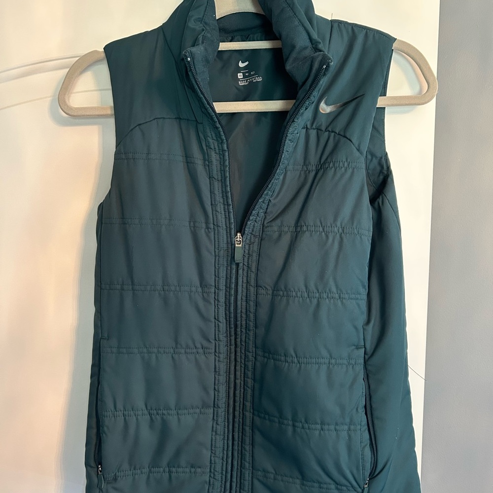 Nike Women's Puffer Vest - Green
